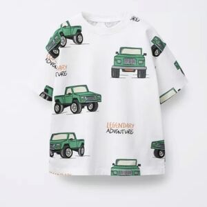 Zara Graphic T-Shirt Size 2 Nwt